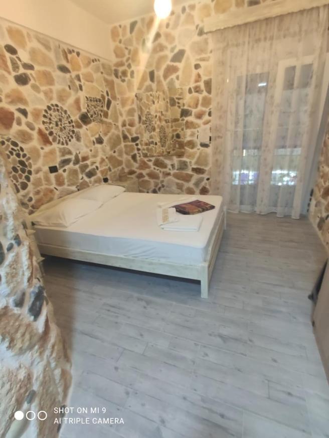 Malvina Rooms Kallithea  Buitenkant foto