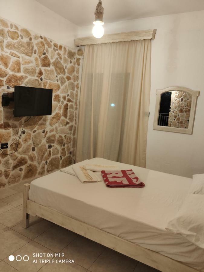 Malvina Rooms Kallithea  Buitenkant foto